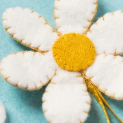 Bee & Flower Wool Mix Felt Craft Kit