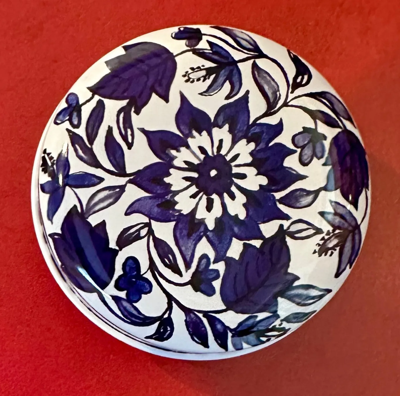 Blue & White Mini Round Tin
