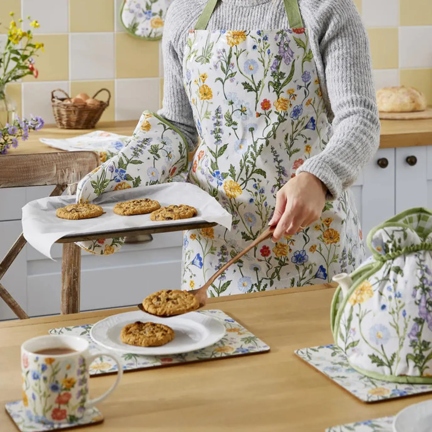Cottage Garden Cotton Apron