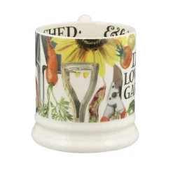 Dad Loves His Garden 1/2 Pint Mug