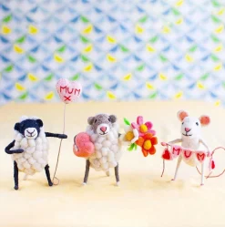 Mum Balloon Sheep